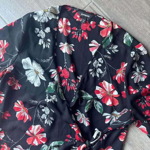 Express Black Floral Wrap Top Long Flowy Sleeves Size M - Picture 4 of 6